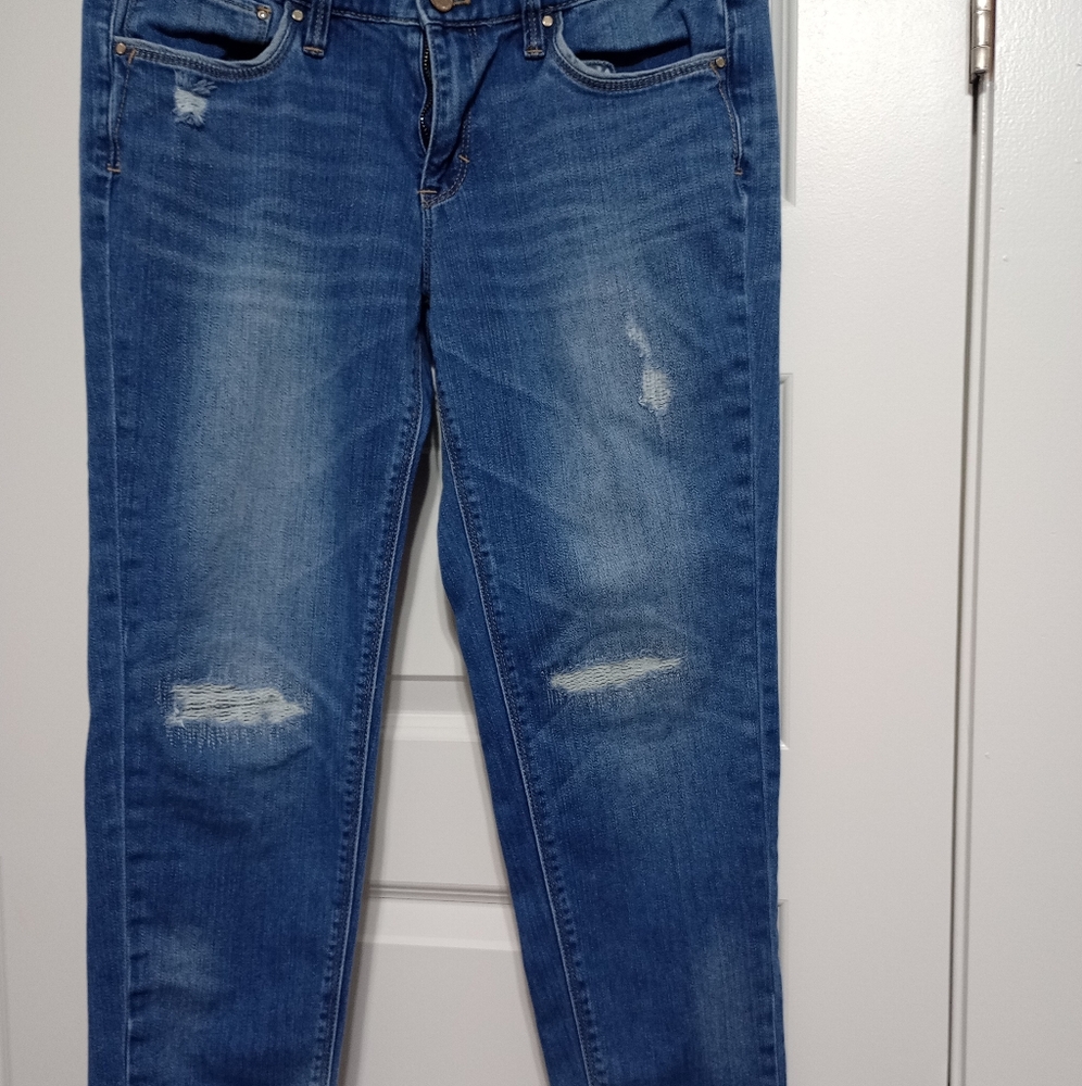 WHBM Girlfriend Distressed Jeans Size 6 - Picture 2 of 5